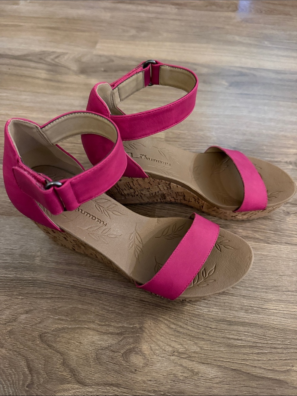 CL by Laundry | Hot Pink Wedges | Size 7